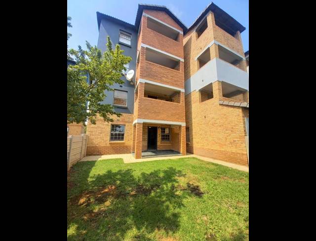 2 BEDROOM PROPERTY TO RENT IN HEUWELOORD